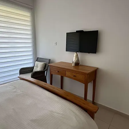 Whthegardens Apartman Píla
