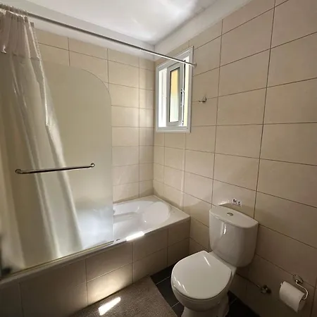 Whthegardens Apartman